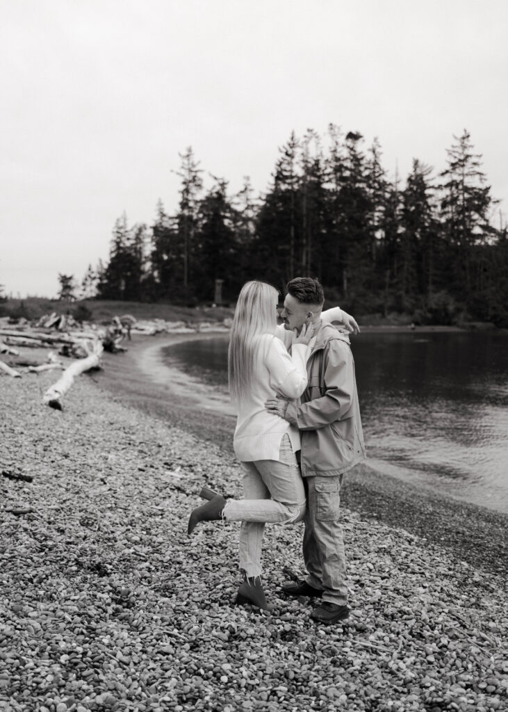Deception Pass State Park Engagement Shoot by Ashlynn Shelby Photography 